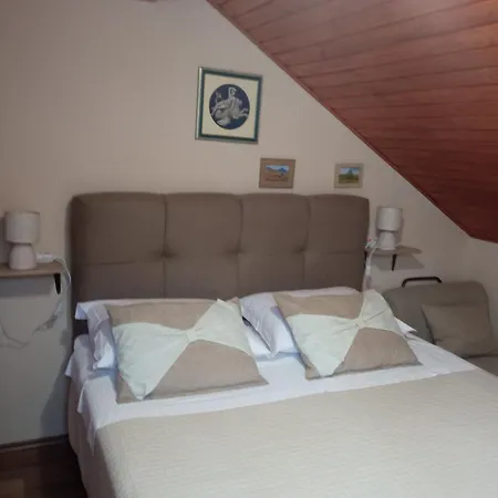 Ruza Apartamento Skradin
