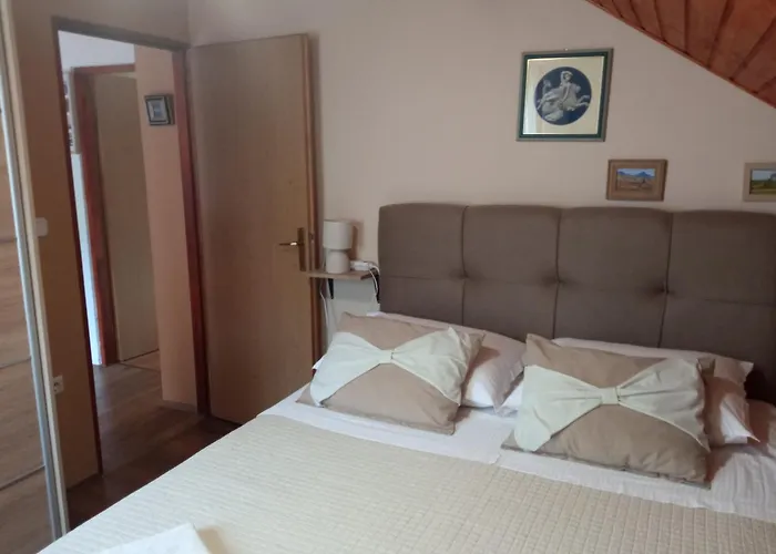 Ruza Apartamento Skradin