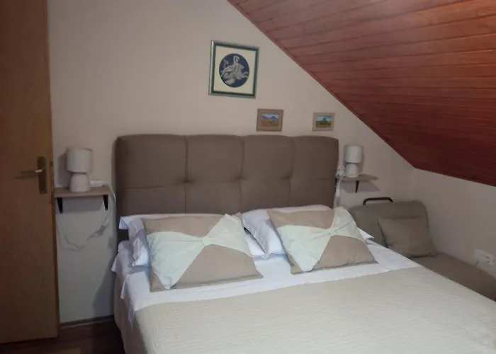 Ruza Apartamento Skradin
